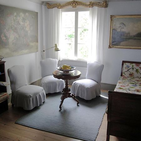 Bed and Breakfast Uddens Bed & Breakfast Öregrund Exterior foto
