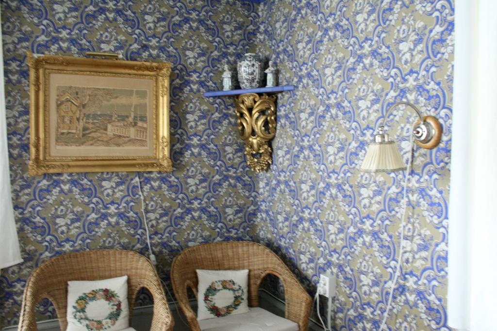 Bed and Breakfast Uddens Bed & Breakfast Öregrund Exterior foto