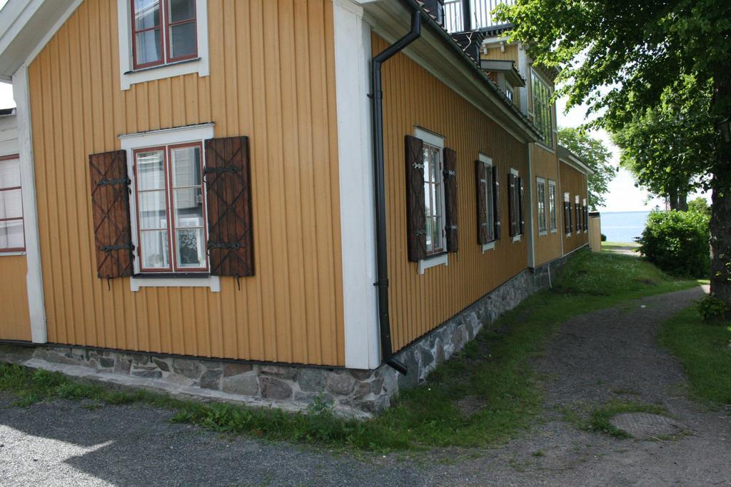 Bed and Breakfast Uddens Bed & Breakfast Öregrund Exterior foto